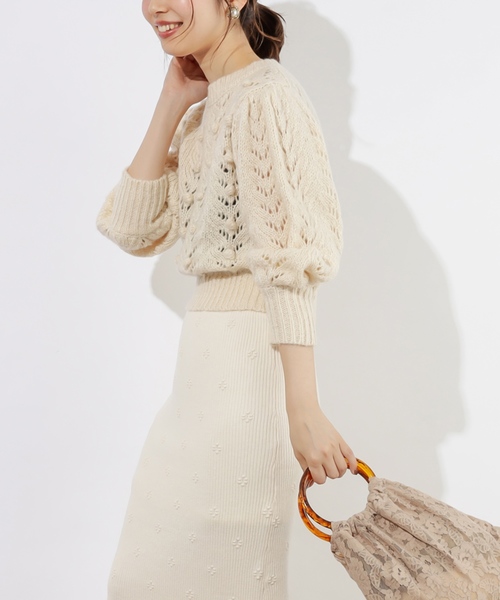 natural couture(ナチュラルクチュール)の「透かしポンポンレトロニット(ニット/セーター・レディース・ベージュ/レッド/アイボリー・FREE)」の5枚目の写真