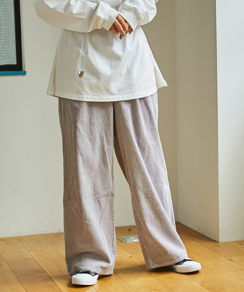 WEGO（ウィゴー）の「WEGO/【WEB限定】【セットアップ対応商品】コーデュロイタックストレートワイドパンツ（スラックス・レディース・ブラック/ベージュ/パープル/アイボリー/カーキ/ライトグレー/ホワイト/グリーン系その他・SMALL/MEDIUM/LARGE/X-SMALL）」の16枚目の写真
