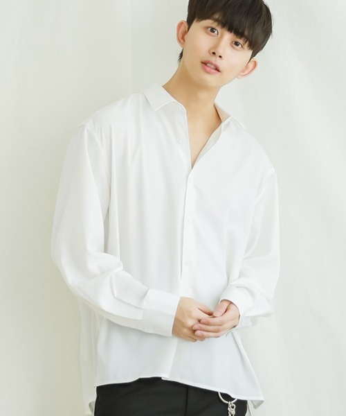 Niell(ニール)の「ドレープ オーバーサイズシャツ(シャツ/ブラウス・メンズ・チャコール/カーキ/ネイビー/ブラック/ベージュ/ホワイト・M/L)」の2枚目の写真