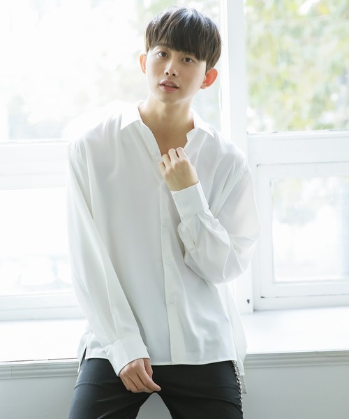 Niell(ニール)の「ドレープ オーバーサイズシャツ(シャツ/ブラウス・メンズ・チャコール/カーキ/ネイビー/ブラック/ベージュ/ホワイト・M/L)」の15枚目の写真