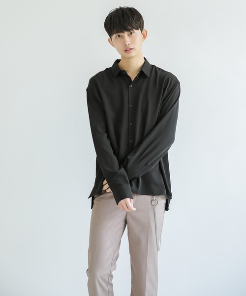 Niell(ニール)の「ドレープ オーバーサイズシャツ(シャツ/ブラウス・メンズ・チャコール/カーキ/ネイビー/ブラック/ベージュ/ホワイト・M/L)」の20枚目の写真