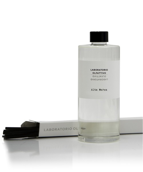 アンティカ　ファルマシスタ　ルームディフューザー　グリーンティ　250ml Amazon.co.jp: Antica Farmacista ルームディフューザー