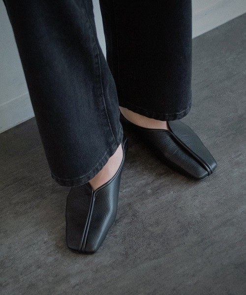 Aunt Marie's（アントマリーズ）の「パイピングフラットシューズ / AUNT MARIE'S（バレエシューズ・レディース・ブラック/ブラウン・SMALL/MEDIUM/LARGE）」の4枚目の写真