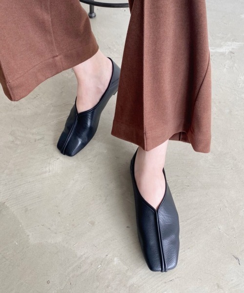 Aunt Marie's（アントマリーズ）の「パイピングフラットシューズ / AUNT MARIE'S（バレエシューズ・レディース・ブラック/ブラウン・SMALL/MEDIUM/LARGE）」の19枚目の写真