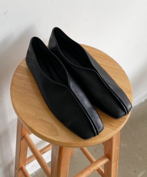 Aunt Marie's（アントマリーズ）の「パイピングフラットシューズ / AUNT MARIE'S（バレエシューズ・レディース・ブラック/ブラウン・SMALL/MEDIUM/LARGE）」の12枚目の写真