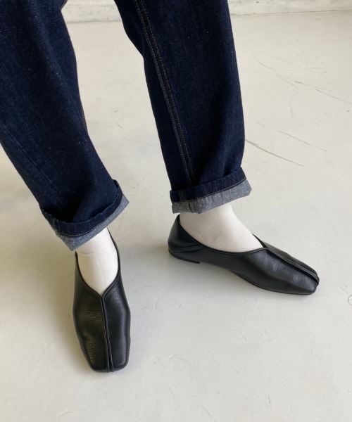 Aunt Marie's（アントマリーズ）の「パイピングフラットシューズ / AUNT MARIE'S（バレエシューズ・レディース・ブラック/ブラウン・SMALL/MEDIUM/LARGE）」の16枚目の写真