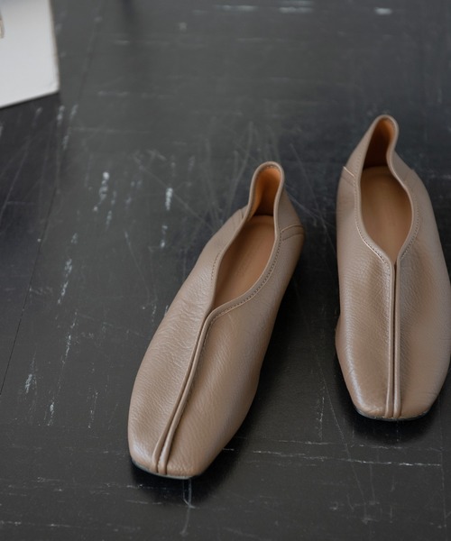 Aunt Marie's（アントマリーズ）の「パイピングフラットシューズ / AUNT MARIE'S（バレエシューズ・レディース・ブラック/ブラウン・SMALL/MEDIUM/LARGE）」の22枚目の写真