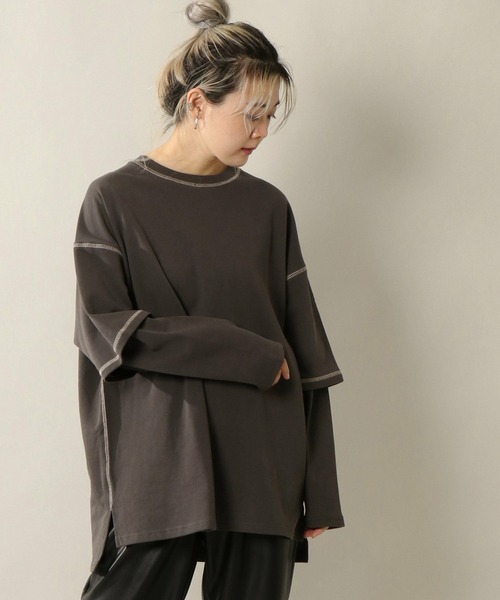 notch.(ノッチ)の「配色ステッチレイヤードロンT(Tシャツ/カットソー・レディース・チャコールグレー/ベージュ/オフホワイト/プラム・M)」の9枚目の写真