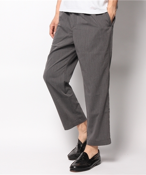 WHO'S WHO gallery（フーズフーギャラリー）の「【GIGGER】タックパンツ（スラックス・メンズ・グレー/ライトグレー/ブラック・LARGE/MEDIUM）」の3枚目の写真