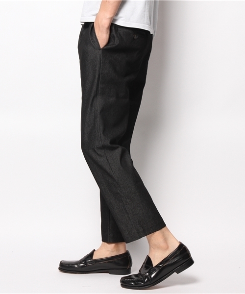 WHO'S WHO gallery（フーズフーギャラリー）の「【GIGGER】タックパンツ（スラックス・メンズ・グレー/ライトグレー/ブラック・LARGE/MEDIUM）」の4枚目の写真