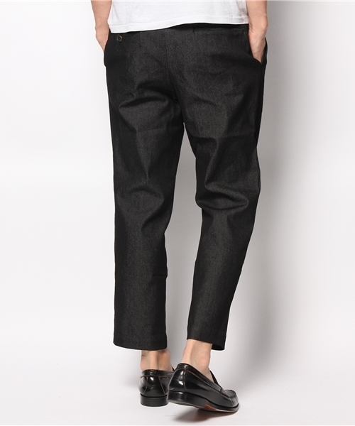 WHO'S WHO gallery（フーズフーギャラリー）の「【GIGGER】タックパンツ（スラックス・メンズ・グレー/ライトグレー/ブラック・LARGE/MEDIUM）」の5枚目の写真