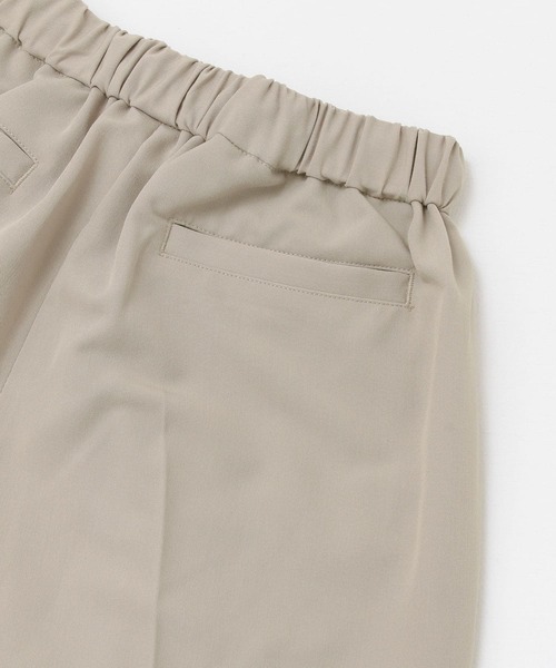 URBAN RESEARCH DOORS（アーバンリサーチドアーズ）の「ストレッチテーパードイージーパンツ（その他パンツ・レディース・グレー/ライトベージュ/ブラック・34/36/38）」の12枚目の写真