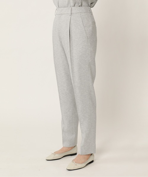 KASHIYAMA（カシヤマ）の「＜WASHABLE＞UVカット リネンライク 1タックテーパードパンツ（その他パンツ・レディース・ベージュ/ライトグレー/ブルー/ネイビー・マルチサイズ）」の10枚目の写真