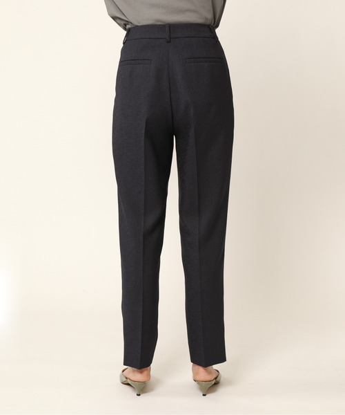 KASHIYAMA（カシヤマ）の「＜WASHABLE＞UVカット リネンライク 1タックテーパードパンツ（その他パンツ・レディース・ベージュ/ライトグレー/ブルー/ネイビー・マルチサイズ）」の21枚目の写真