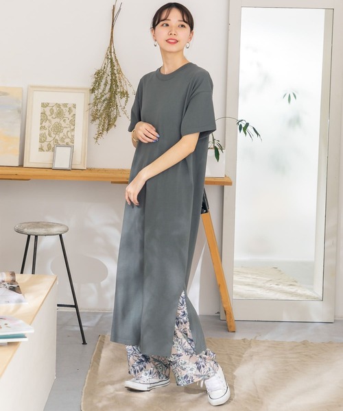 ITEMS URBANRESEARCH（アイテムズ アーバンリサーチ）の「クルーネックカットワンピース（ワンピース・レディース・グレー系その他/オフホワイト/グリーン系その他・FREE）」の17枚目の写真