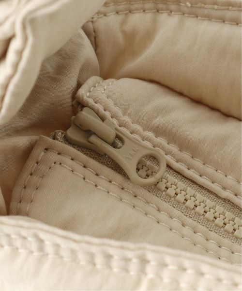 FRAMeWORK（フレームワーク）の「【AMOMENTO】PADDED SHOULDER BAG◆（ショルダーバッグ・レディース・ベージュ・FREE）」の10枚目の写真