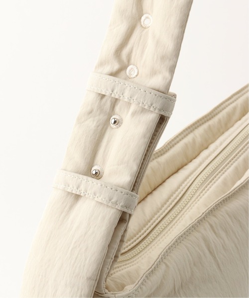 FRAMeWORK（フレームワーク）の「【AMOMENTO】PADDED SHOULDER BAG◆（ショルダーバッグ・レディース・ベージュ・FREE）」の11枚目の写真