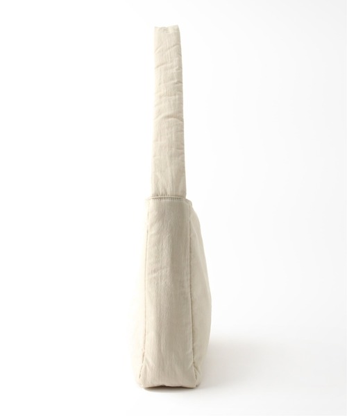 FRAMeWORK（フレームワーク）の「【AMOMENTO】PADDED SHOULDER BAG◆（ショルダーバッグ・レディース・ベージュ・FREE）」の5枚目の写真