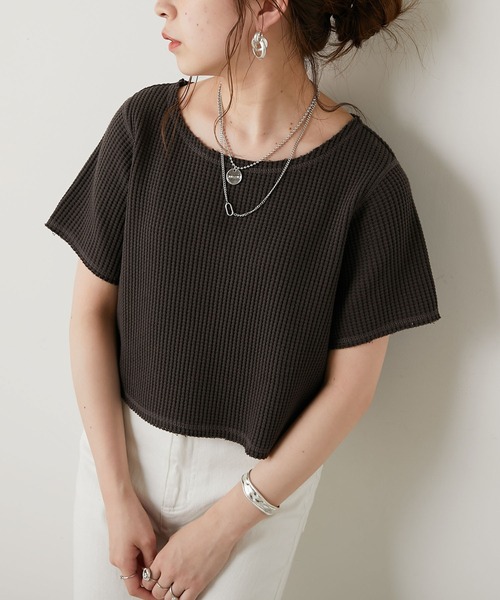 Chico(チコ)の「ダメージワッフルTシャツ(Tシャツ/カットソー・レディース・ホワイト/ブラック/グレー/ピンク・FREE)」の3枚目の写真