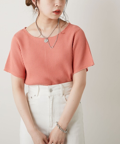 Chico(チコ)の「ダメージワッフルTシャツ(Tシャツ/カットソー・レディース・ホワイト/ブラック/グレー/ピンク・FREE)」の4枚目の写真