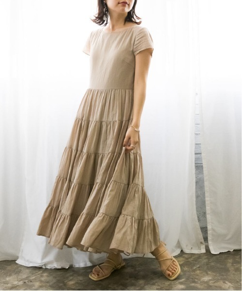 RANDA(ランダ)の「ボリュームティアードワンピース(ワンピース・レディース・ブラック/ベージュ/パープル・0/1)」の9枚目の写真