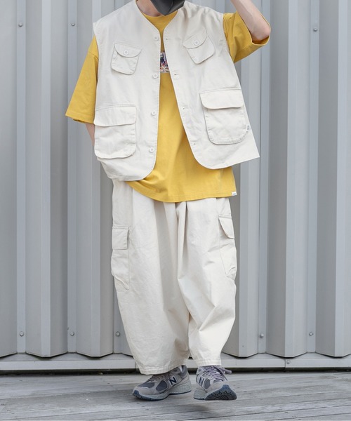 Perushu（ペルーシュ）の「4ポケットミリタリールーズベスト（ベスト・メンズ・オフホワイト/カーキ・LARGE/MEDIUM）」の19枚目の写真