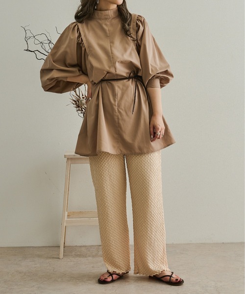 Ambre Neige（アンブルネージュ）の「パフスリーブチュニックブラウス／【WEB/EC限定商品】（シャツ/ブラウス・レディース・オフホワイト/モカ/ナチュラル・FREE）」の21枚目の写真