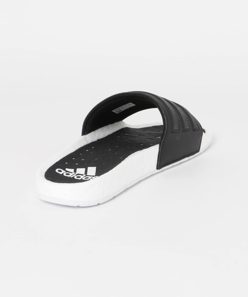 adidas(アディダス)の「adidas ADILETTE BOOST(サンダル・メンズ・ホワイト・26.5/27.5/25.5)」の6枚目の写真