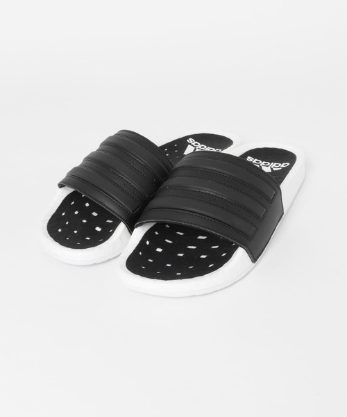 adidas(アディダス)の「adidas ADILETTE BOOST(サンダル・メンズ・ホワイト・26.5/27.5/25.5)」の2枚目の写真
