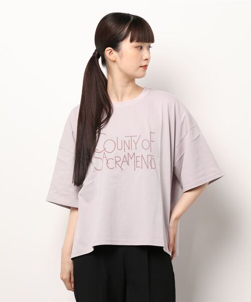 Lugnoncure(ルノンキュール)の「メッセージロゴプリントTシャツ(Tシャツ/カットソー・レディース・オフホワイト/パープル/モカ・フリ-)」の3枚目の写真