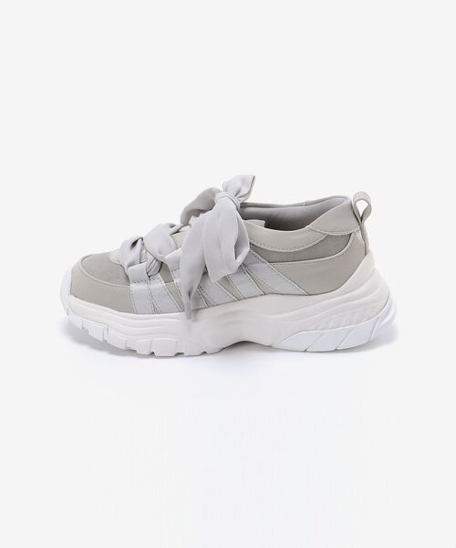 MAJESTIC LEGON（マジェスティックレゴン）の「☆ボリューミーカラースニーカー（スニーカー・レディース・ベージュ/グレー/アイボリー・MEDIUM/LARGE）」の11枚目の写真