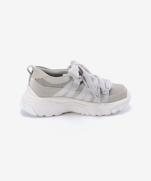 MAJESTIC LEGON（マジェスティックレゴン）の「☆ボリューミーカラースニーカー（スニーカー・レディース・ベージュ/グレー/アイボリー・MEDIUM/LARGE）」の12枚目の写真