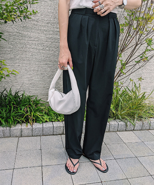 ISOOK（アイスー）の「One handle round bag / ワンハンドルラウンドバッグ（maai select）（ハンドバッグ・レディース・ホワイト/ブラック/グリーン・FREE）」の11枚目の写真