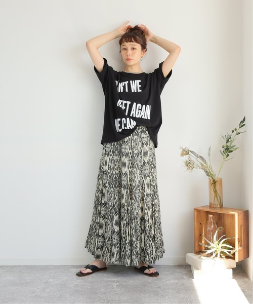 JOURNAL STANDARD（ジャーナルスタンダード）の「ビックロゴワイドTシャツ（Tシャツ/カットソー・レディース・ホワイト/チャコールグレー/ブラック・FREE）」の5枚目の写真