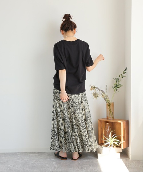 JOURNAL STANDARD（ジャーナルスタンダード）の「ビックロゴワイドTシャツ（Tシャツ/カットソー・レディース・ホワイト/チャコールグレー/ブラック・FREE）」の6枚目の写真