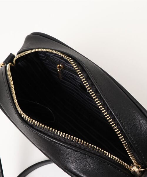 MURUA（ムルーア）の「【MURUA/ムルーア】 SQUARE METAL-2 ショルダーバッグ（ショルダーバッグ・レディース・ブラック/ベージュ/ライム・FREE）」の6枚目の写真