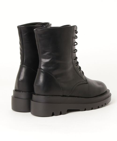 WEGO（ウィゴー）の「WEGO/8ホールレースアップブーツ（ブーツ・レディース・ブラック/ホワイト・MEDIUM/LARGE）」の4枚目の写真