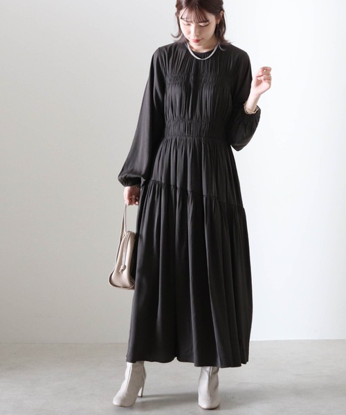 Cheek(チーク)の「シャーリングティアードワンピース(ワンピース・レディース・チャコールグレー/ピンク/ブルー・MEDIUM)」の10枚目の写真