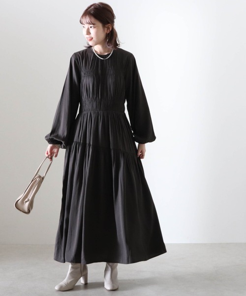 Cheek(チーク)の「シャーリングティアードワンピース(ワンピース・レディース・チャコールグレー/ピンク/ブルー・MEDIUM)」の5枚目の写真