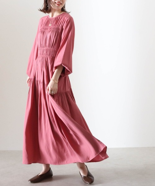 Cheek(チーク)の「シャーリングティアードワンピース(ワンピース・レディース・チャコールグレー/ピンク/ブルー・MEDIUM)」の22枚目の写真