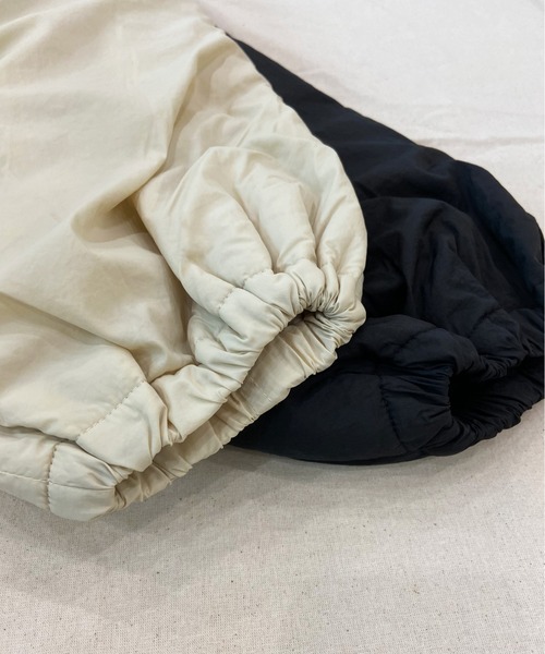 AZUL ENCANTO（アズールエンカント）の「中綿オーバーサイズマウンテンパーカー（マウンテンパーカー・レディース・ブラック/アイボリー・FREE）」の16枚目の写真