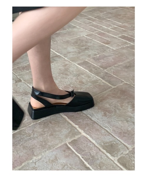 Didot.showroom（ディドット ショールーム）の「square bulky strap shoes（パンプス・レディース・アイボリー・24cm）」の3枚目の写真