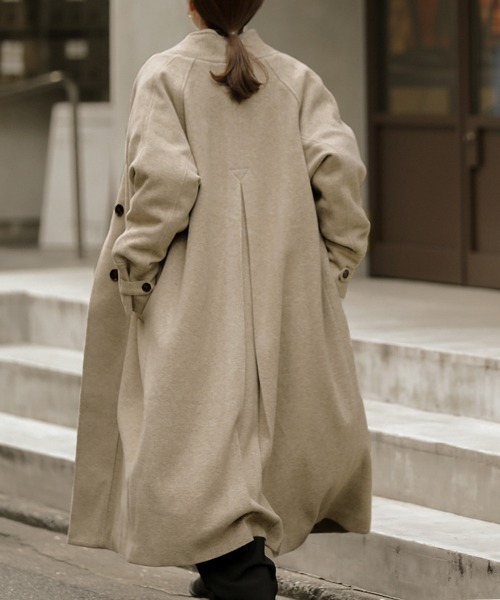 Bab（バブ）の「スタンドカラーラグランコート（チェスターコート・レディース・ベージュ/ブラウン・S/M）」の17枚目の写真