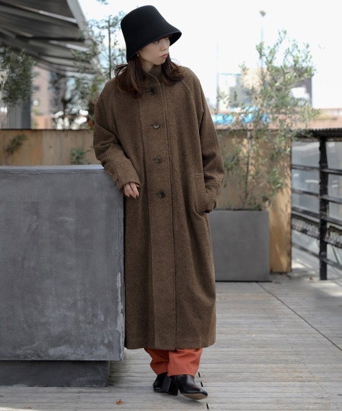 Bab（バブ）の「スタンドカラーラグランコート（チェスターコート・レディース・ベージュ/ブラウン・S/M）」の12枚目の写真