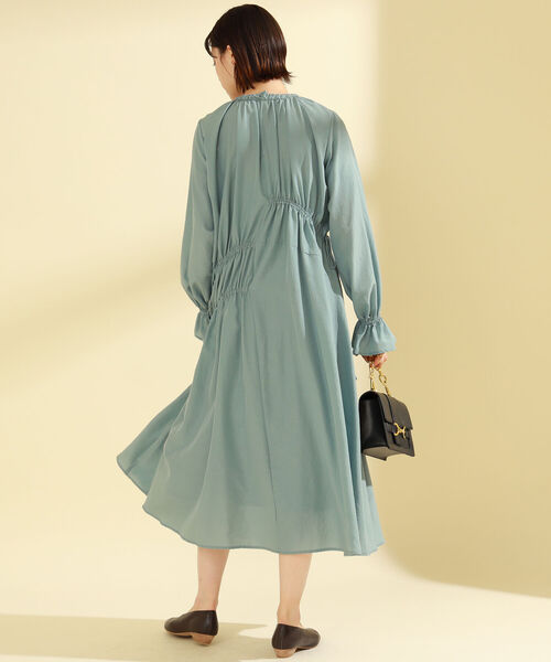 Ray BEAMS（レイビームス）の「Ray BEAMS / アシメ シャーリング ワンピース（ワンピース・レディース・ブルー系その他2/ブラック・ONE SIZE）」の7枚目の写真