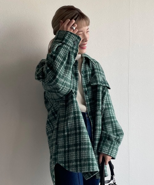 w closet（ダブルクローゼット）の「チェックBIGシャツはおり（その他アウター・レディース・ベージュ/グリーン・FREE）」の6枚目の写真