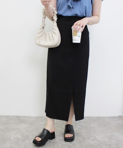 MLI'A(エムリア)の「スリットナロースカート(スカート・レディース・アイボリー/ブラック/ライトグリーン/イエロー系5/オレンジ・FREE)」の3枚目の写真