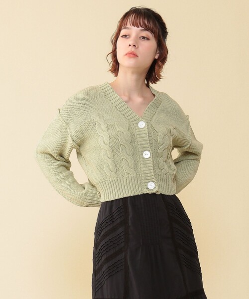 DEICY(デイシー)の「コットンケーブルショートカーディガン(カーディガン/ボレロ・レディース・ライトグリーン/オフホワイト/ラベンダー・FREE)」の8枚目の写真