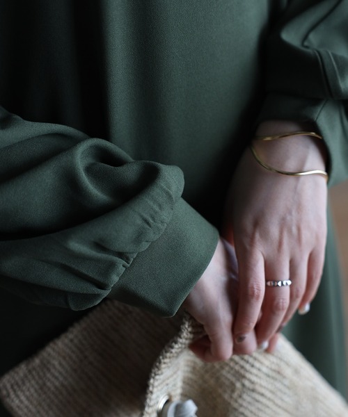 Fizz（フィズ）の「【Fizz/フィズ】　カットジョーゼット後ろ切替えAラインワンピース（ワンピース・レディース・カーキ/ブラック/ネイビー・M）」の13枚目の写真