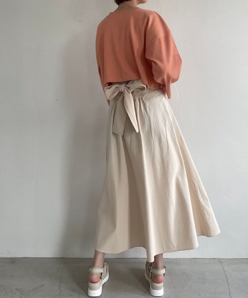 MAJESTIC LEGON(マジェスティックレゴン)の「テレコショートカーディガン(カーディガン/ボレロ・レディース・グレー/オフホワイト/オレンジ/ブルー・MEDIUM)」の21枚目の写真